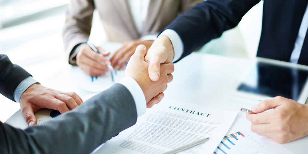 貼角機(jī)、壓泡機(jī)廠(chǎng)房服務(wù)團(tuán)隊(duì)